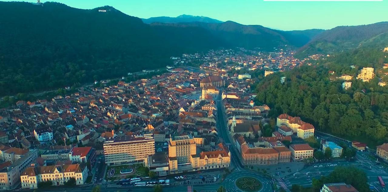 Royal Apartment Brasov Exterior photo