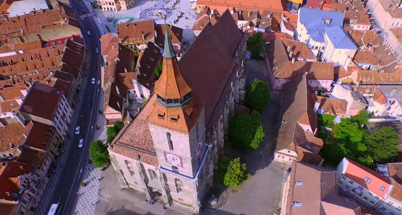 Royal Apartment Brasov Exterior photo